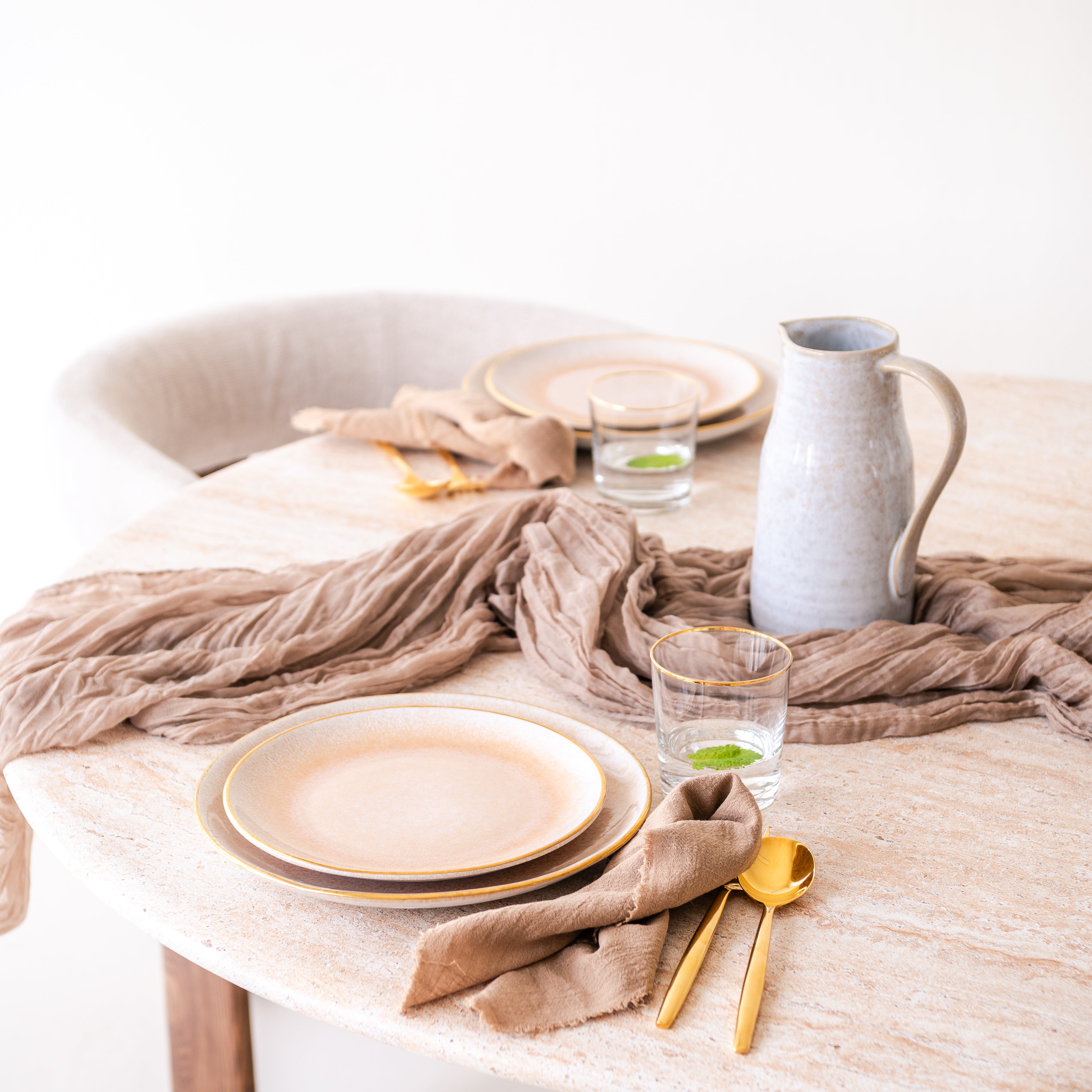 Amadora bord groot