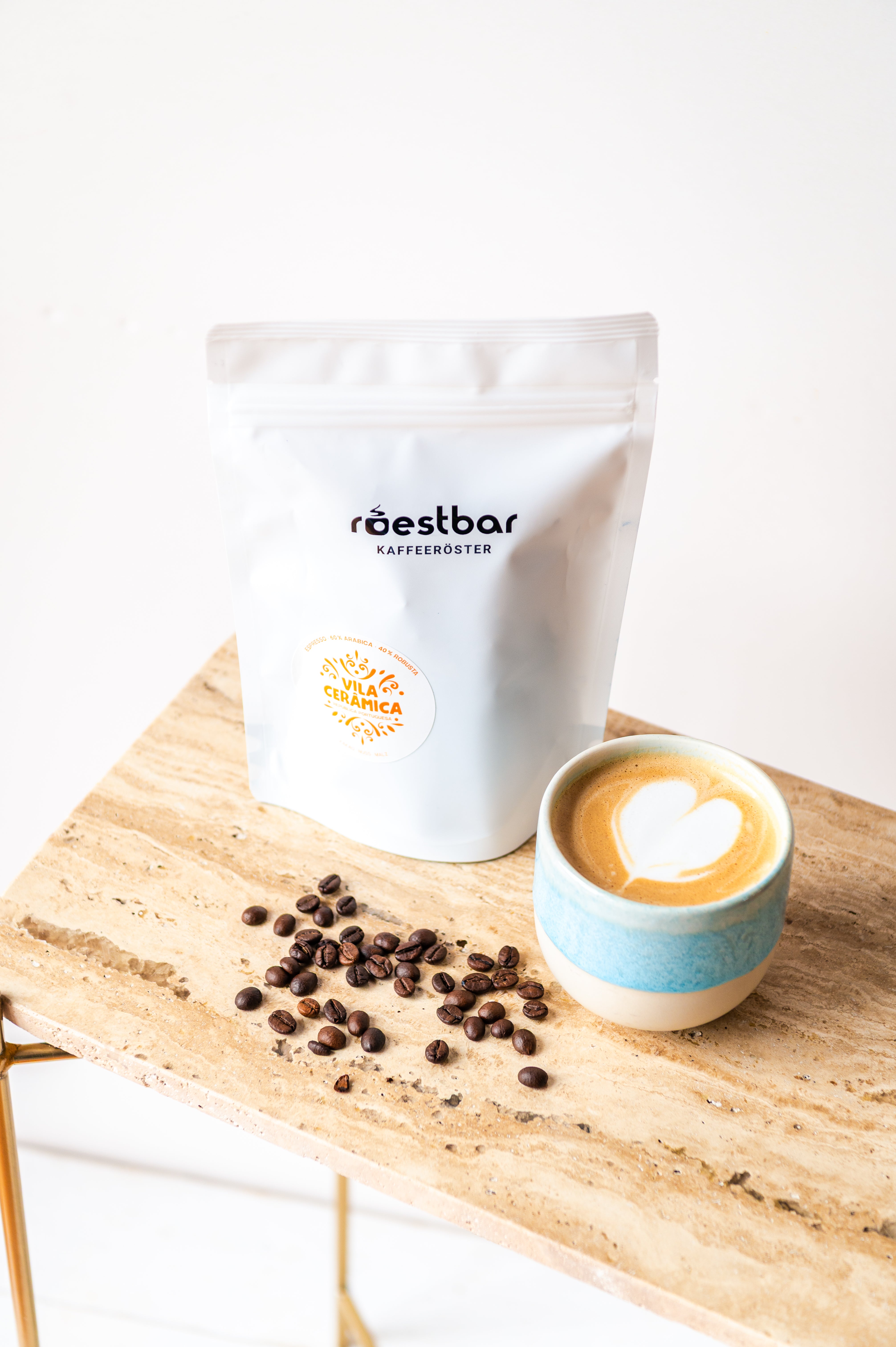 Roestbar x Vila Cerâmica Espressobohnen