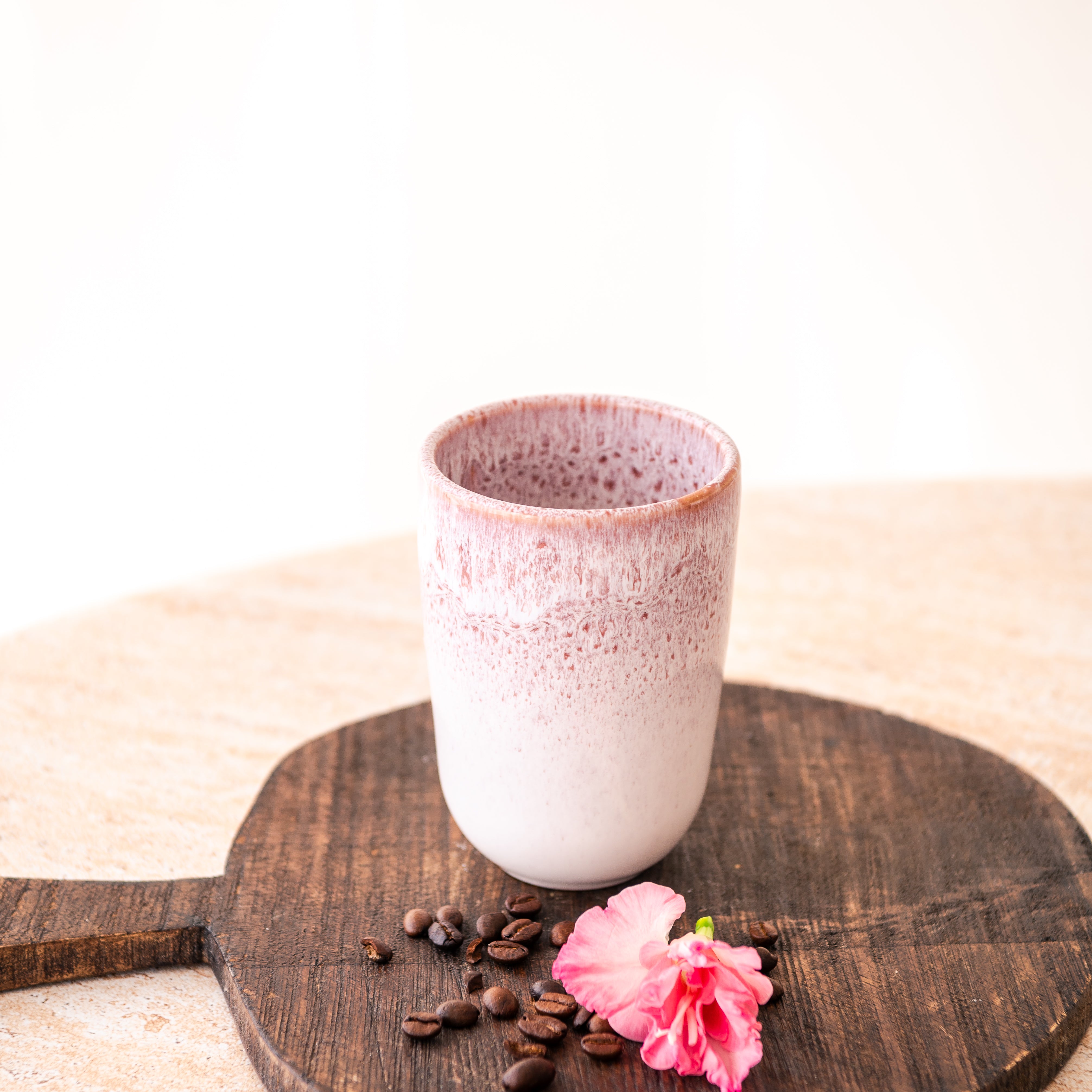 Amadora Becher groß