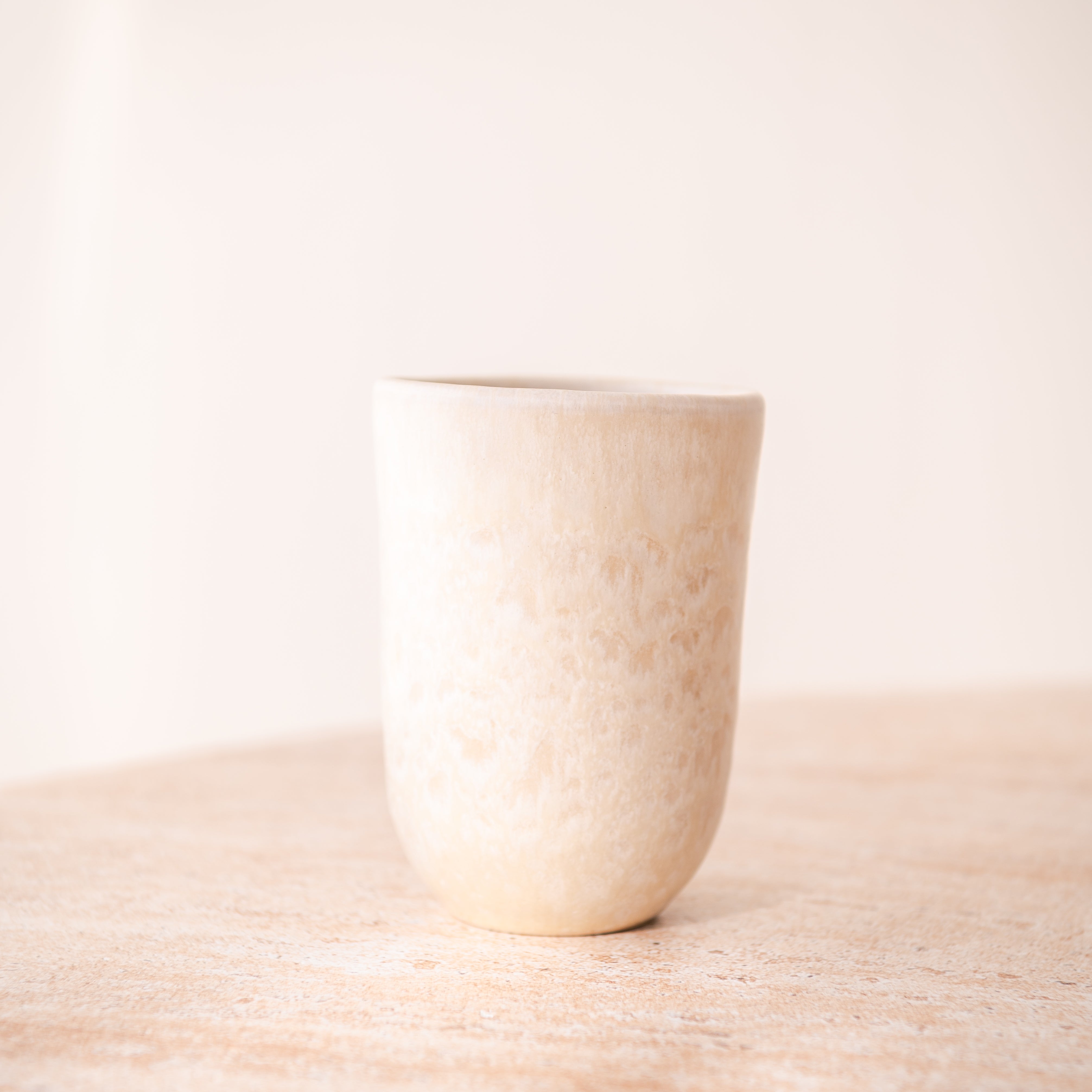 Amadora Becher groß