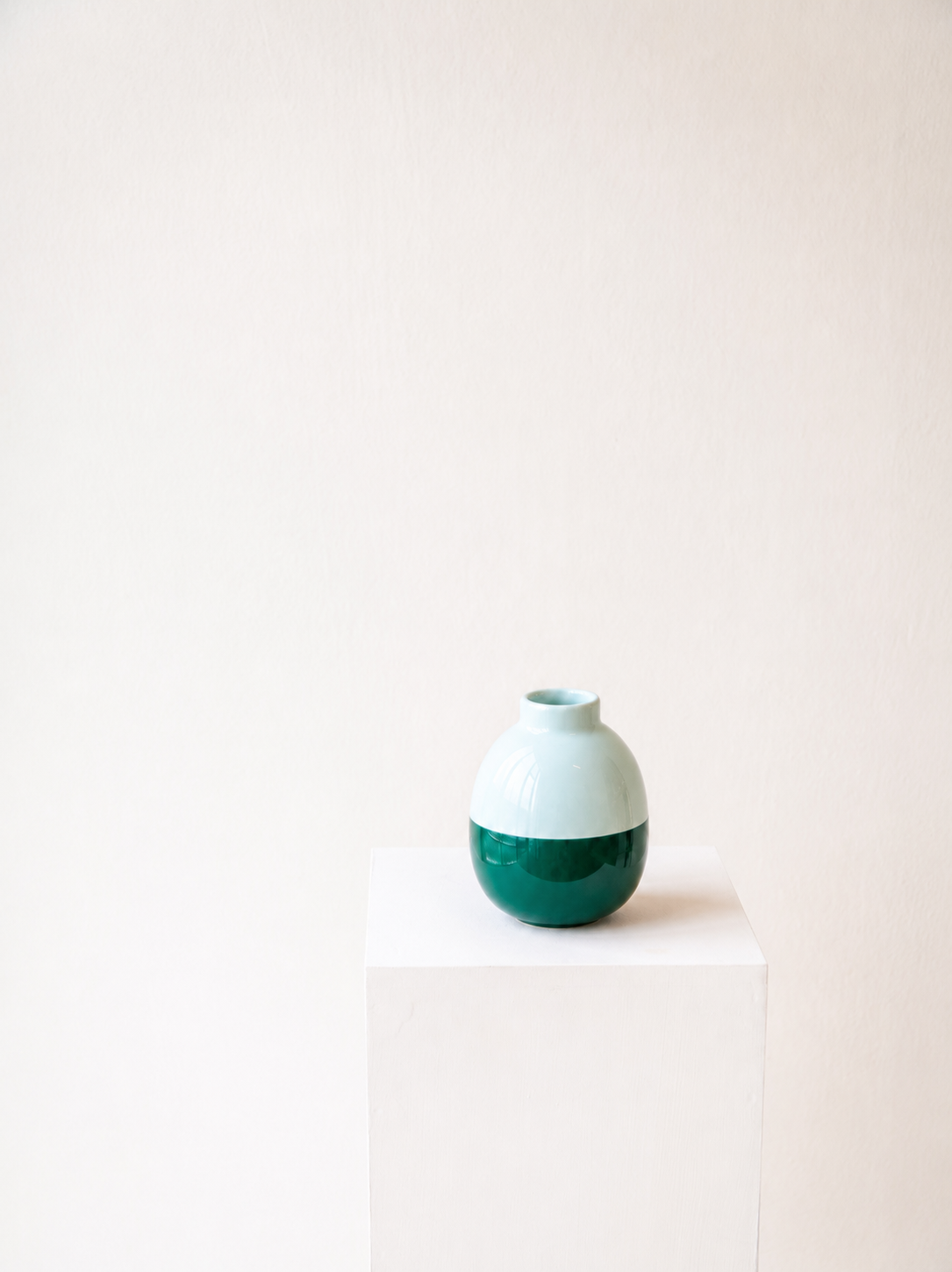 Evora Vase
