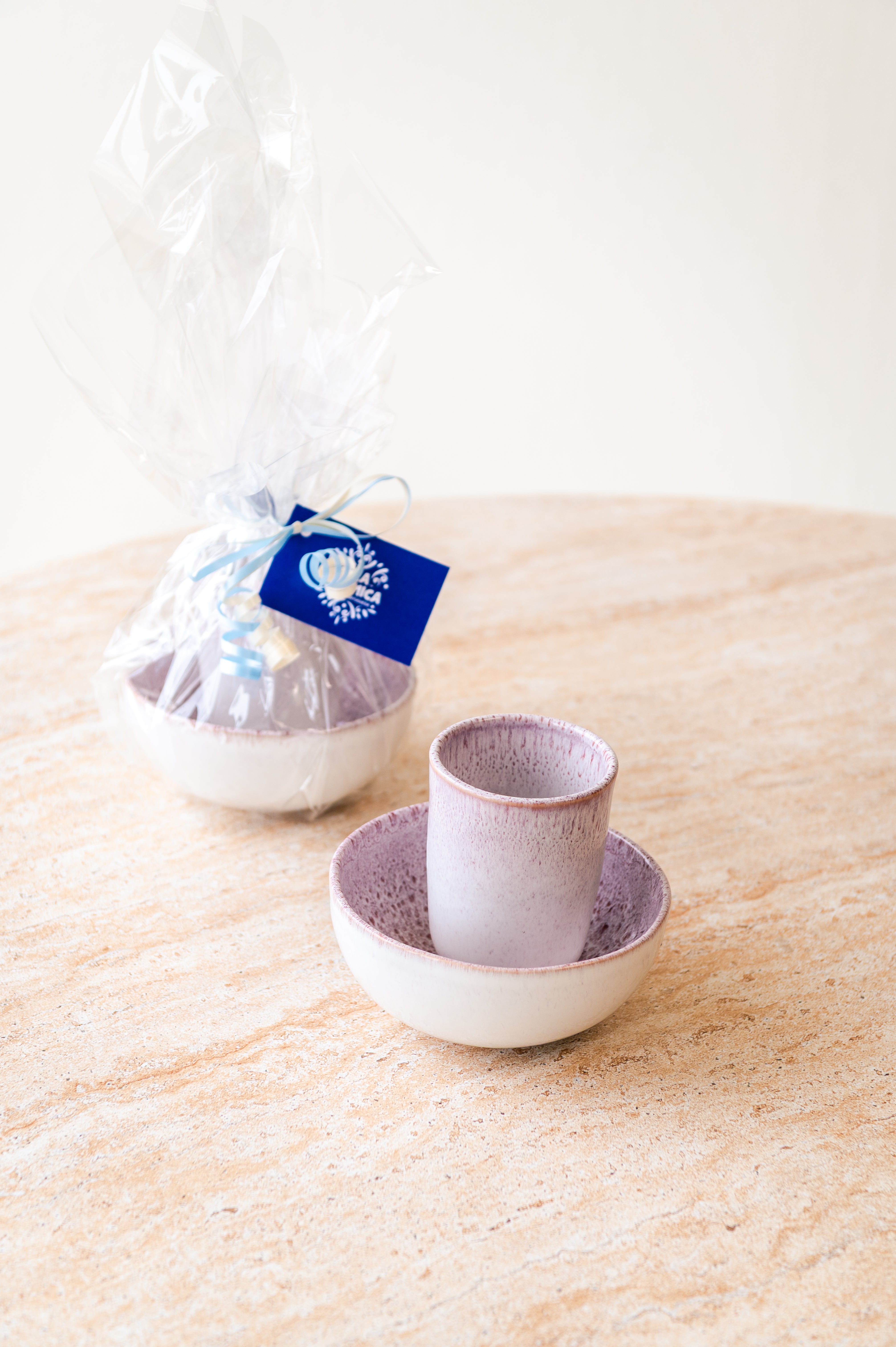 Geschenkset Müsli+Becher weiß/lila