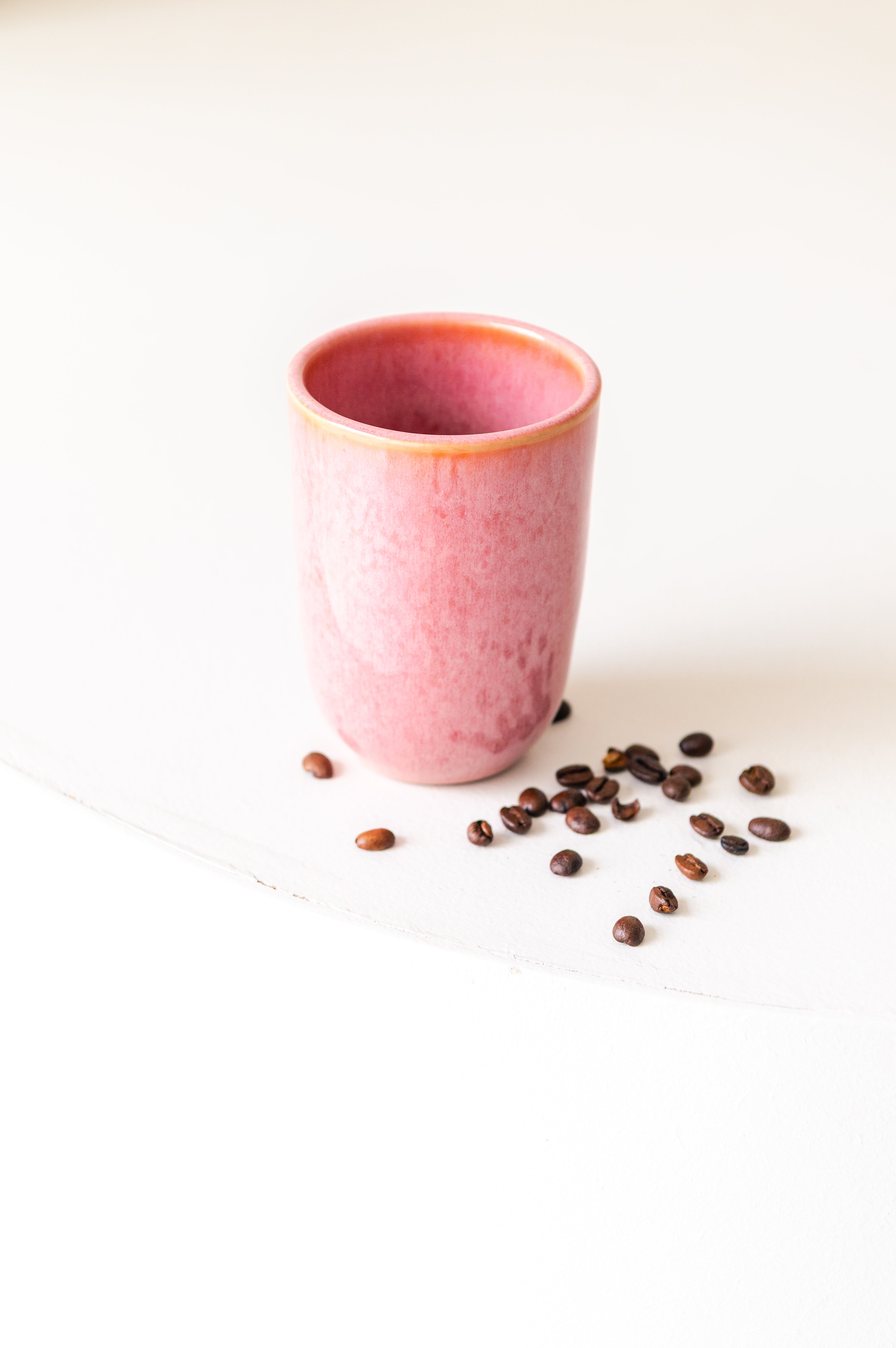 Amadora Becher groß